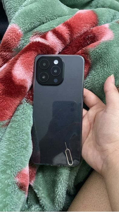 i16 pro max новый без царапин