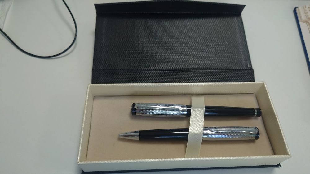 Продам комплект ручек