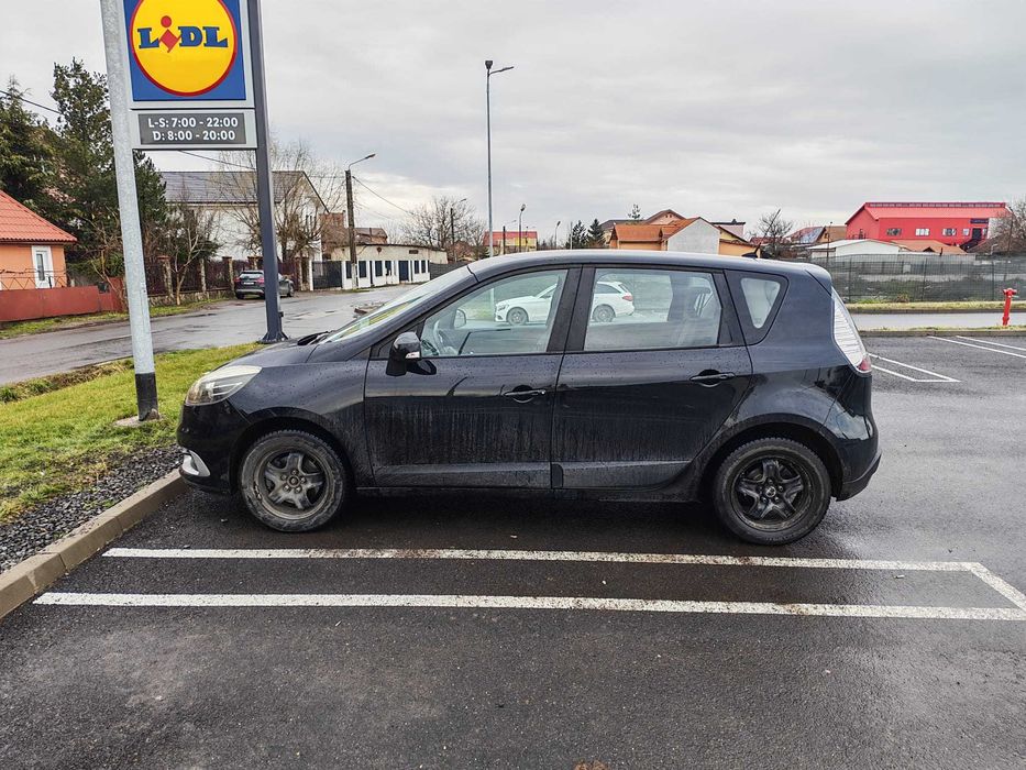 Vând Renault Scenic 1.5DCI