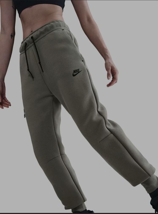 Nike Спортен екип W NSW TCH FLC MR