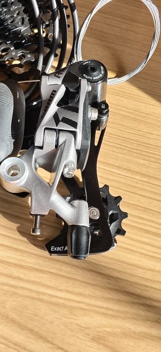 Групсет Sram RIVAL 1x11sp Gravel 11-42T