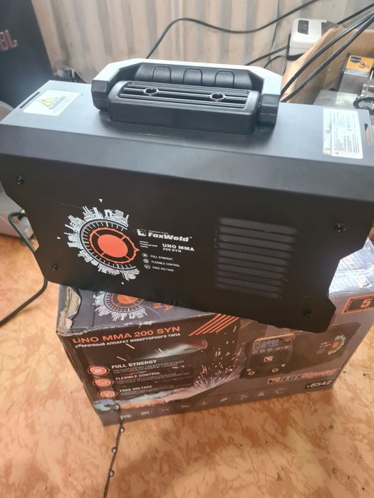 Сварочый апплрат FoxWeld 200