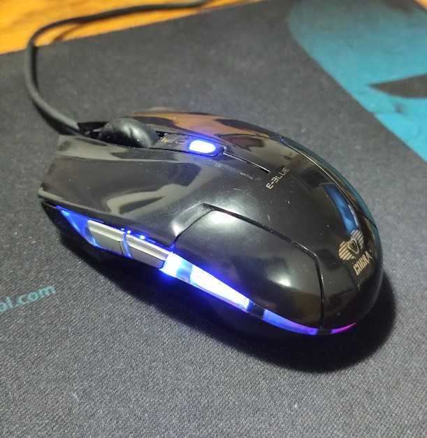 Vand mouse wireless optic E-Blue si mousepad
