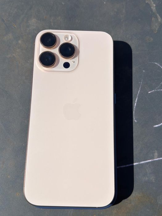 Vand Iphone 16 ProMax