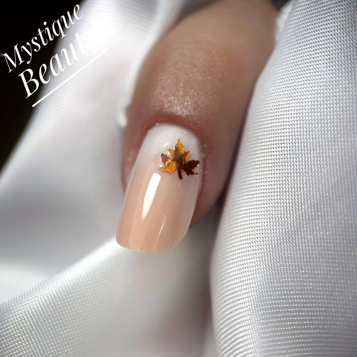 Manichiura si Pedichiura! Mystique Beauty OFERTA