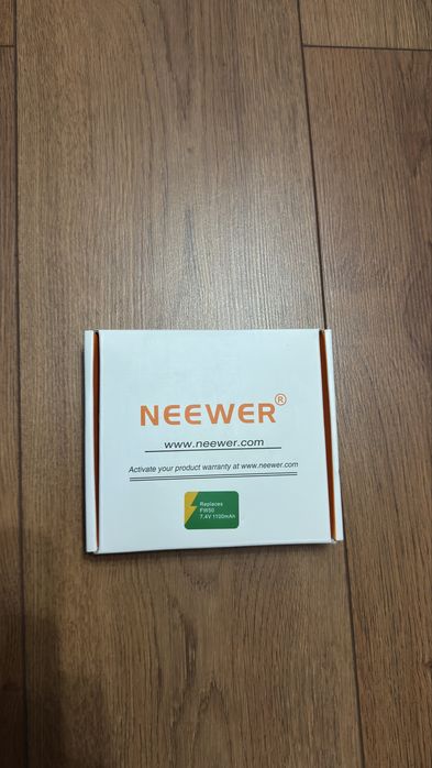 Incarcator baterii Neewer