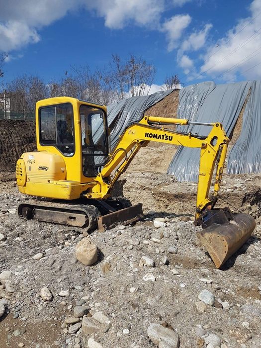 De inchiriat mini escavator 2,7 t de vânzare.