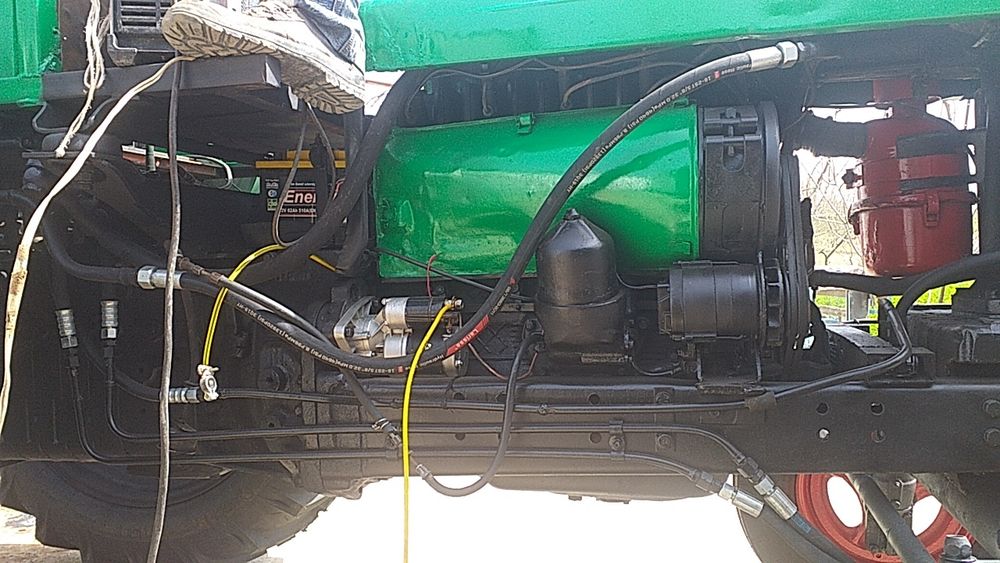 Traktor  oʼt oʼradigon jatka T28ga terilgan