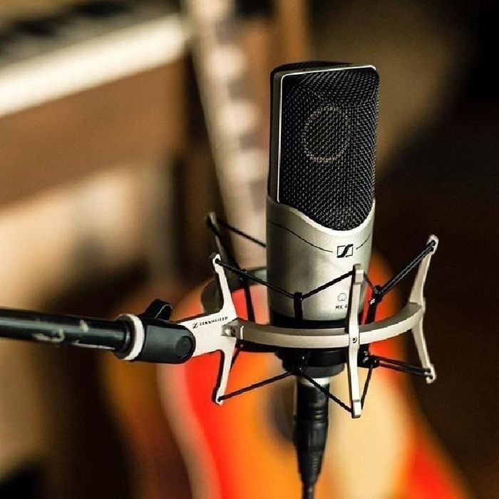 Студийный микрофон SENNHEISER MK4 (Звучит 1в1 как Neumann TLM 103)