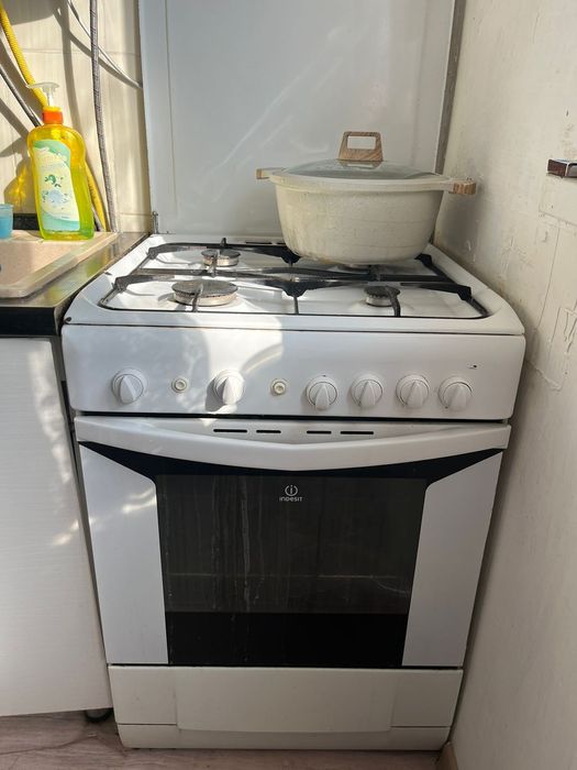 Indesit газовая плита