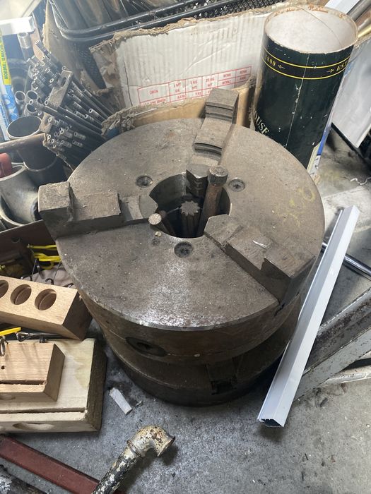 Universal strung de 160 si 250