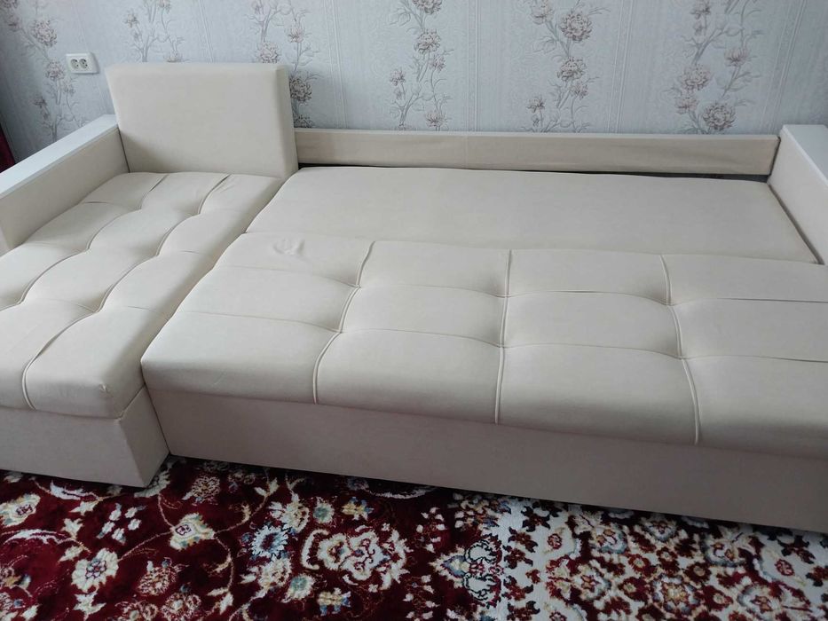 продам   Угловой      Диван