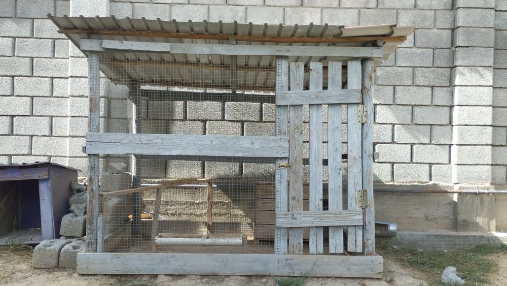 Тауық қора сатылады