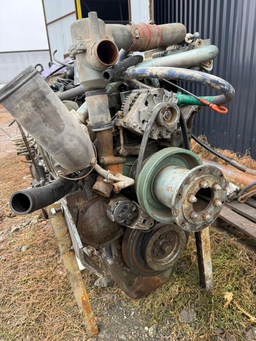 Продам двигатель Howo WD615