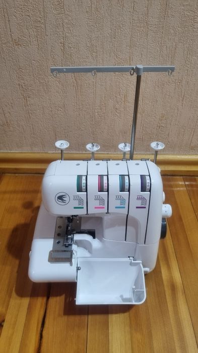 Аверлок многофункциональный оверлок