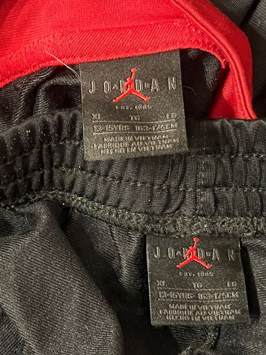 Екип JORDAN 13-15г.