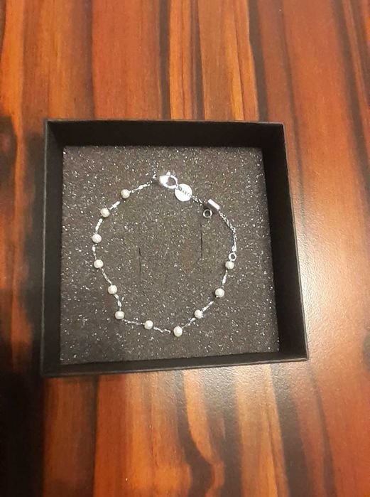 Розов ахат гривна, Marlu' гривна в златисто и сребристо