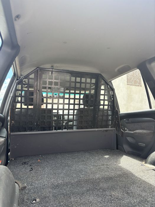 Toyota Land Cruiser J120 Autoutilitara
