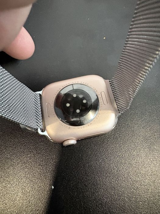 Продам Apple Watch