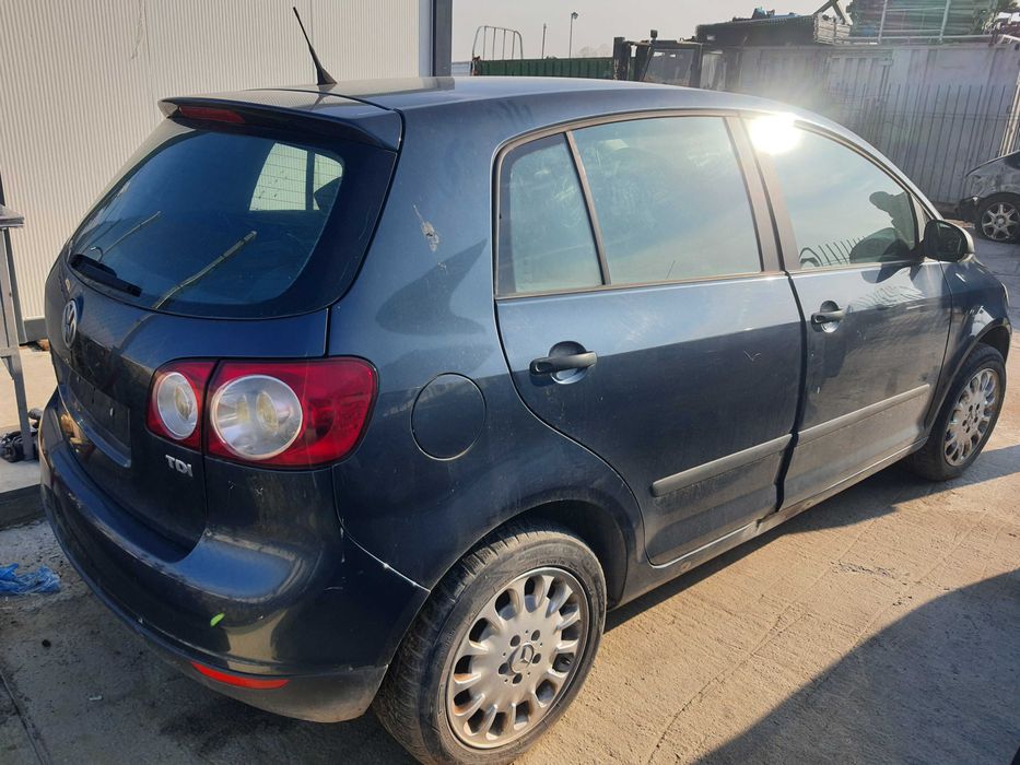 На части! VW Golf Plus 1.9 TDI