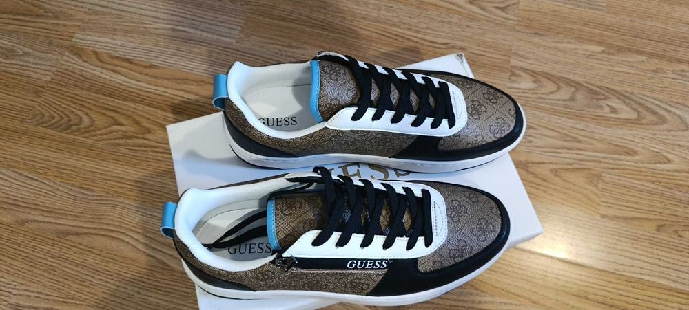 Нови оригинална маратонки обувки Guess VENKO мъжки 43 номер