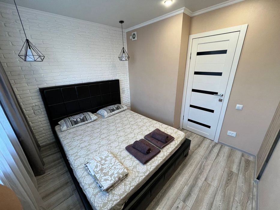 1 ком. Толстого 90