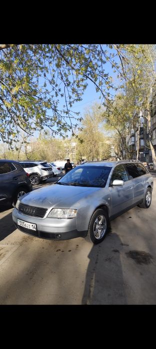 Срочно продам автомобиль универсал