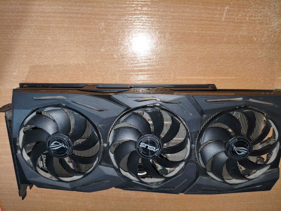 Amd rx 5600 xt asus rog strix