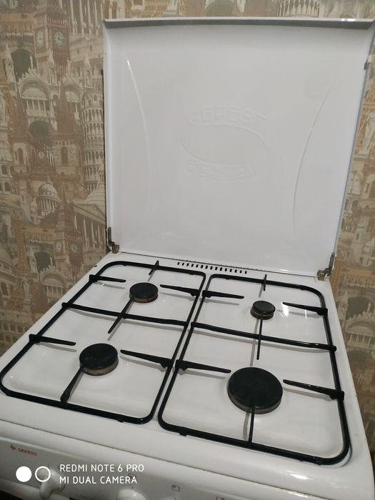 продам газовую плиту