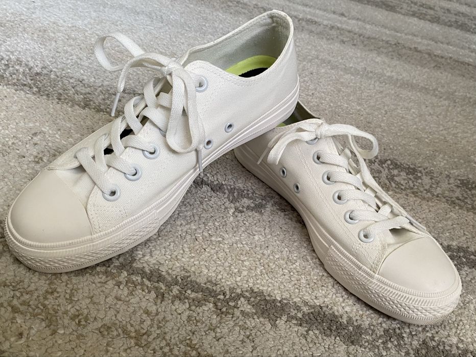 Дамски бели кецове Grand Attack