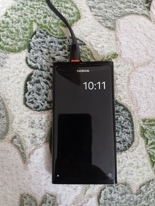 Nokia N9/оригинал/обмен