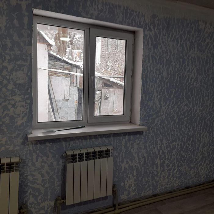 Бірі есегін сиса, екіншісі пизканы жалайды