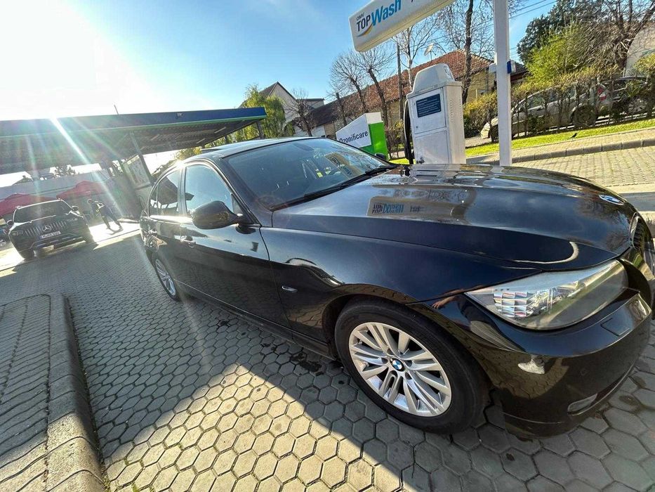 BMW e90 318i 2010