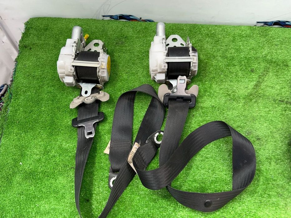 CENTURA SIGURANȚĂ FATA STANGA TOYOTA PRIUS 2012 HYBRID 1.8 BENZINA COD OEM 7S2070-P J082512 2009-2015