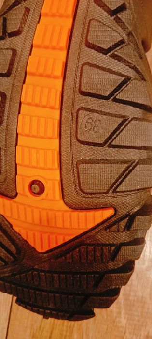 Продам кросовки летние