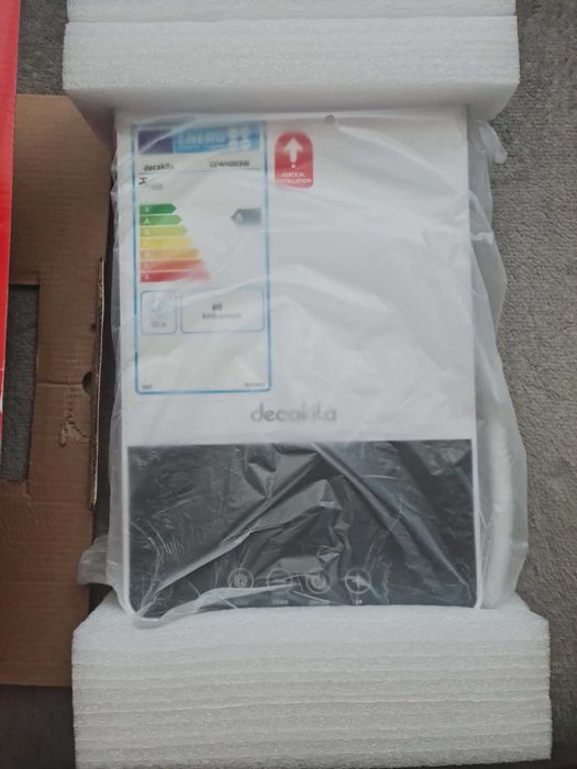 Проточен бойлер Decakila, 7000 W, 30-55°C, Бял