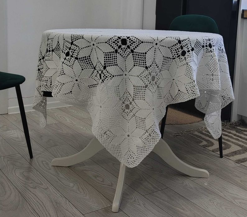 Fata de masa crosetata