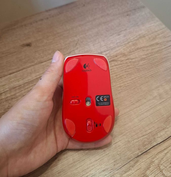 Продам мышку logitech M525