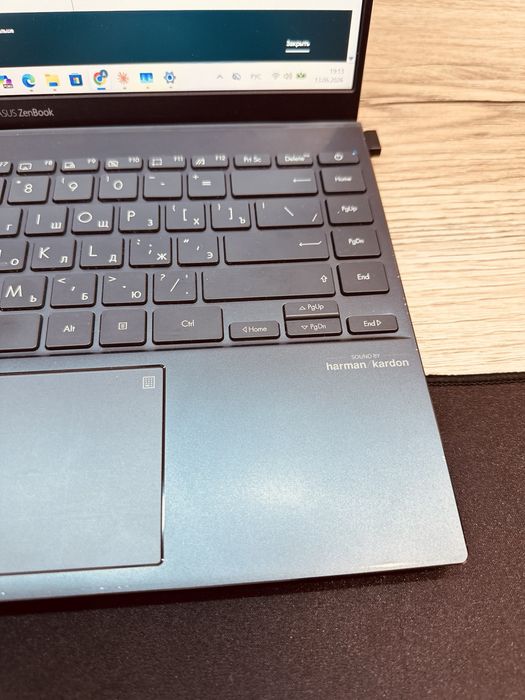 Asus ZenBook 14 UX425EA