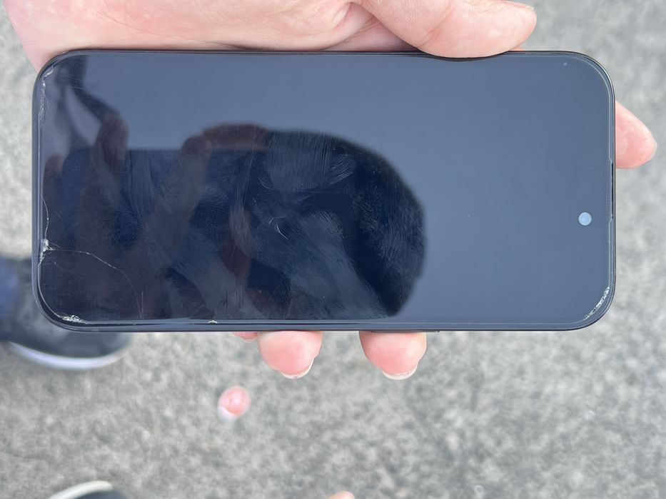 iPhone 15 128 GB