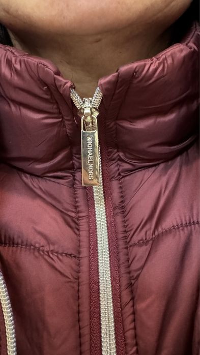 Продам фирменную куртку Michael Kors