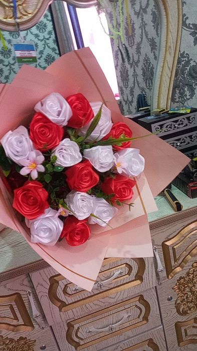 Лентадан гул ясаб берамиз хохлаган размер хохлаган рангда ясаб берила