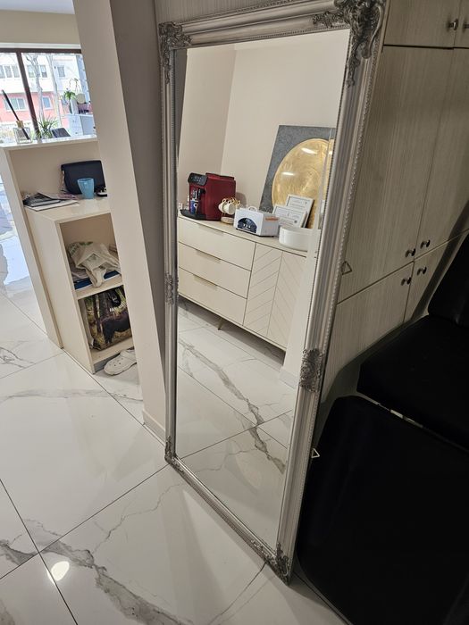 Mobilier pentru salon de înfrumusețare