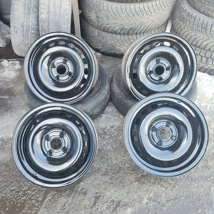 Продам комплект дисков на 15