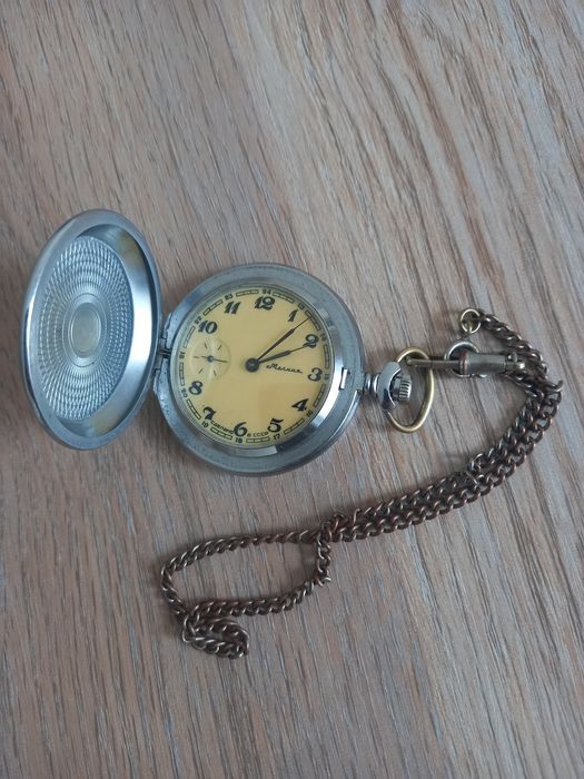 Продам часы карманные СССР