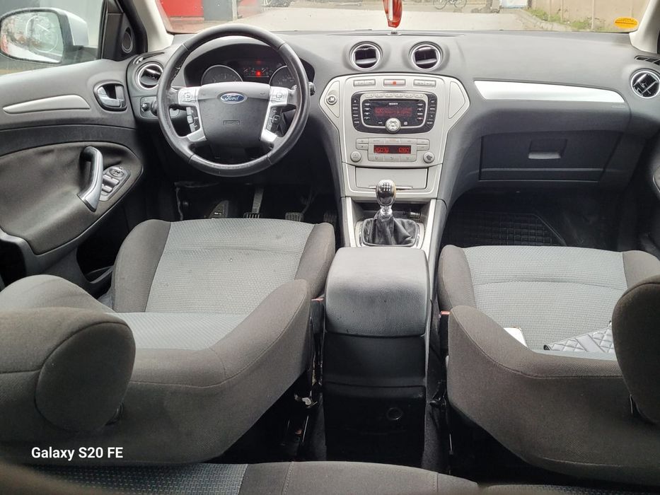 Vand sau schimb Ford Mondeo an 2008