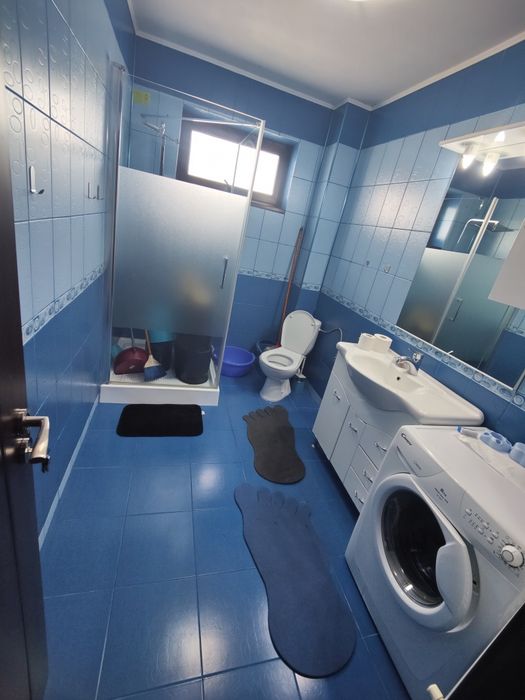 Apartament de închiriat