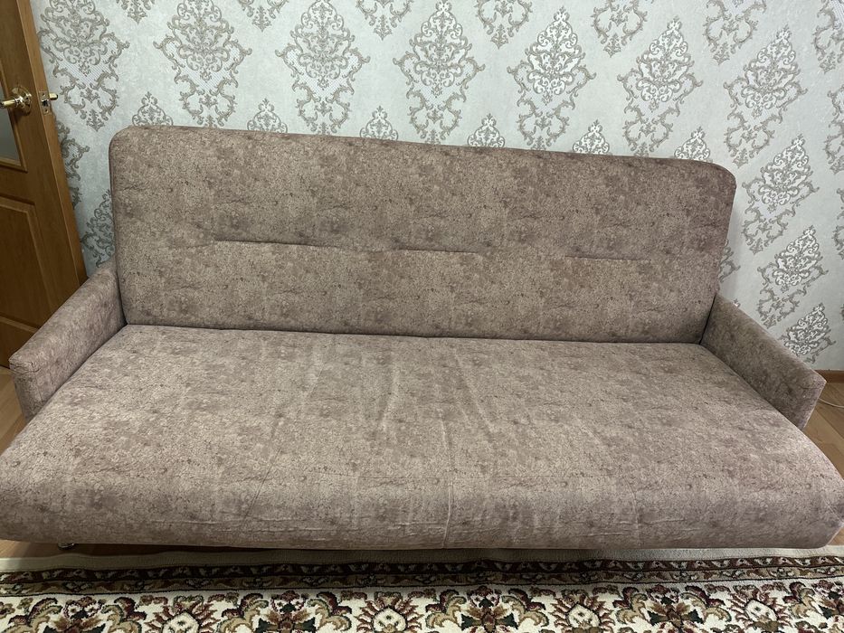 Очень удобный диван и кресло