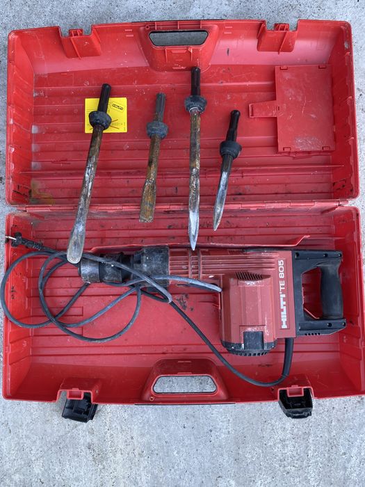 Inchiriez mai compactor picior berbec, placa compactoare, drujba asfalt, MTR