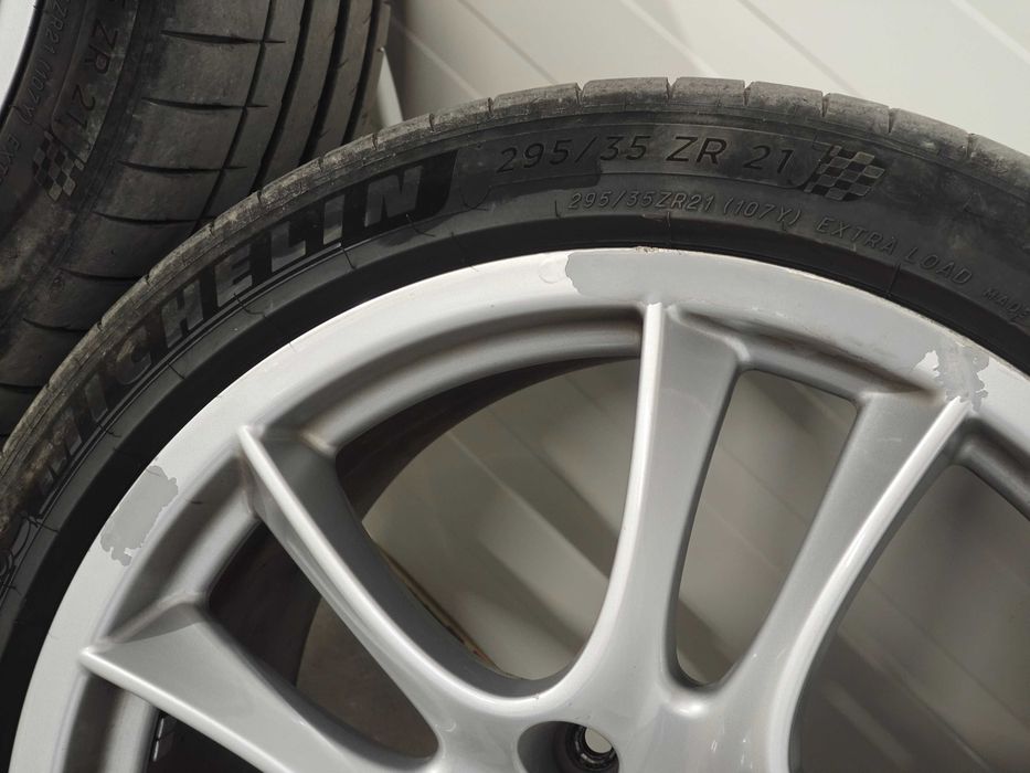 Гуми с джанти 295/35R21 за Porsche Cayenne